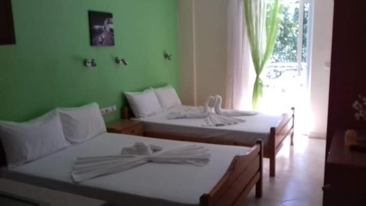 Poseidon Rooms Vrasná Extérieur photo