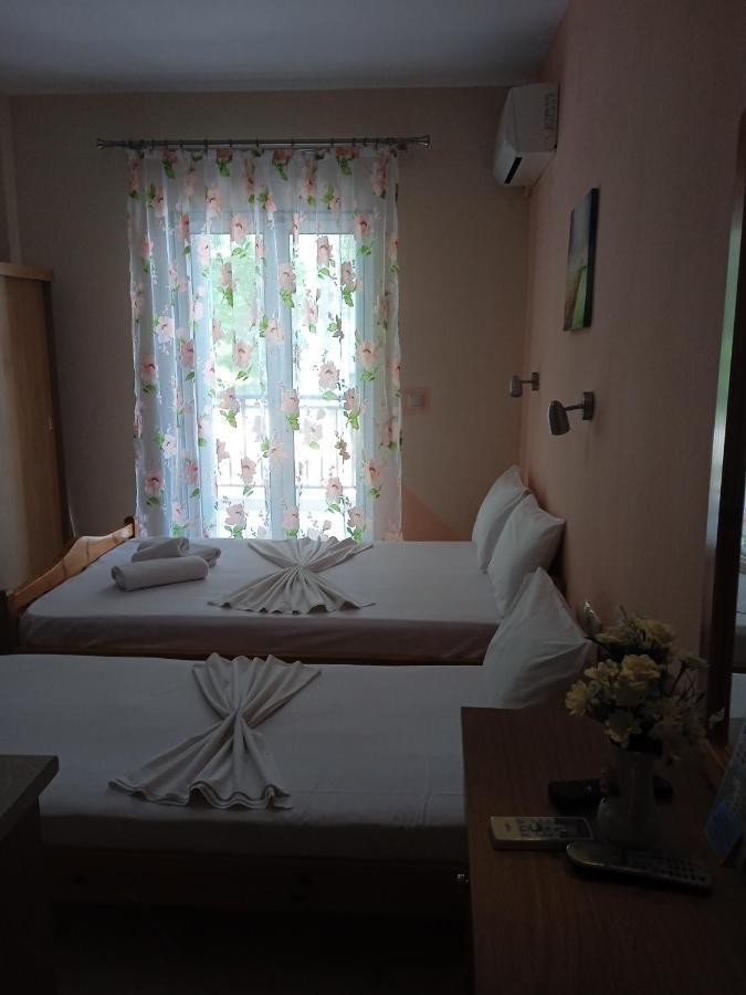 Poseidon Rooms Vrasná Extérieur photo